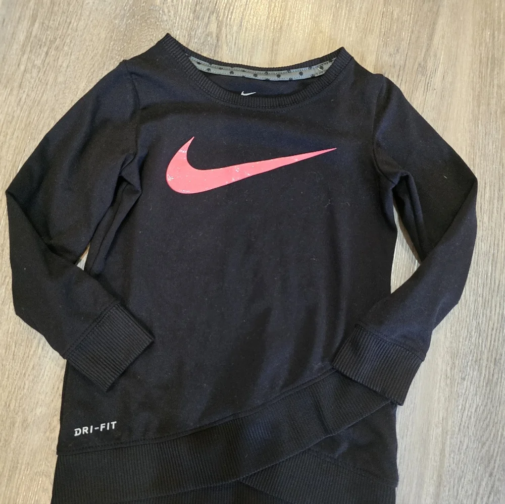 Girls Nike‎ Sweater